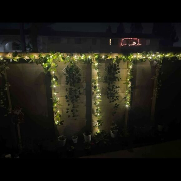 2Pack Artificial Vine Wall Hanging With Metal Frame - Picture 7 of 9